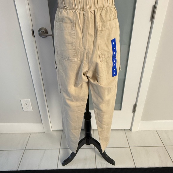 GAP Khaki Elastic Waist Pants size Large NWT - Picture 2 of 7